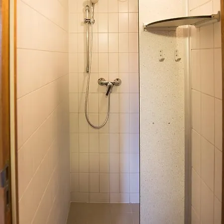 De Hostel Mons